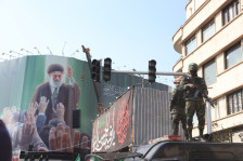 Трамп му порача на новиот врховен лидер на Иран, Моџтаба Хамнеи, дека нема да трае долго