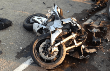 19 годишен скопјанец со мопедот удри во автомобил