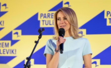 Калас: ЕУ разгледува што може да направи за да го отвори Ормускиот теснец за меѓународен сообраќај