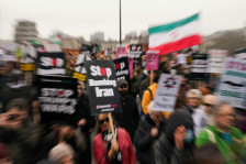 Лондон се крена против војната со Иран