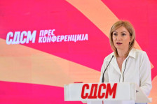 Кузеска: Ги отпуштаат нашите работници, за да направат простор за „економски работници“