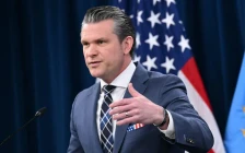 Хегсет: САД денес ќе го лансираат „најголемиот пакет удари досега“ врз Иран