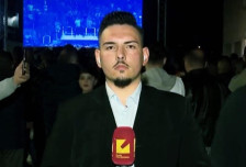 НОВИНАРОТ КОЈ И БАРАШЕ ПРЕВЕДУВАЧ НА ЈАНЕВСКА ТВРДИ ДЕКА ДОБИВАЛ ЗАКАНИ: „Драг премиере, добивам закани од македонски граѓани“