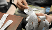 УЈП: Илјадници фирми работат без фискален уред