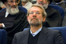 Лариџани тврди дека се подготвува нов 11 септември за кој ќе биде обвинет Иран