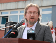 Левица: Лимани ја отежна постапката за добивање на туѓа нега