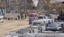 (Видео) Се урна кран во Белград, еден загинат и тројца повредени