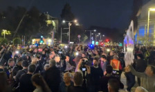 (Видео) Протести во Тел Авив против војната со Иран, полицијата интервенираше