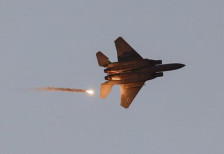 Сè уште се трага по вториот американски пилот