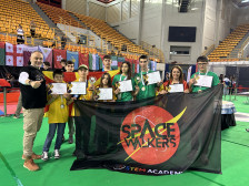 Златни деца: Тинејџери од Македонија освоија злато и сребро на Олимпијада за роботика во Грција!