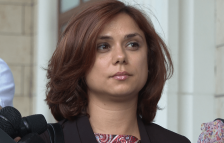 Родителите од Кочани бараат враќање на обвинителката Трајчева – Советот се прогласи за ненадлежен