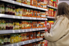 Германија разгледува укинување на ДДВ за храна, а да го зголеми данокот за луксузни стоки