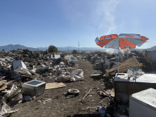 Повторно гори Вардариште