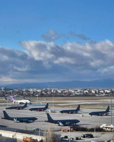 Бугарија нема да ги премести американските авиони од аеродромот „Васил Левски“ во Софија и покрај заканите од Иран