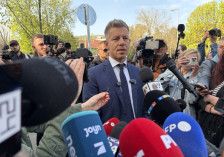 Петер Маѓар гласаше во Будимпешта: Одлучуваме помеѓу Исток и Запад, корупција и чист јавен живот