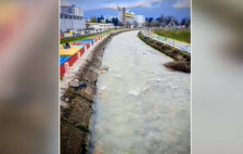 Еколошки аларм во Гостивар -реката Вардар во неприродна состојба