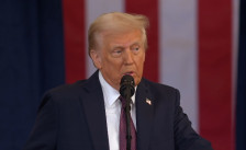 Трамп: Иран не смее да им наплаќа на танкерите за премин низ Ормускиот теснец