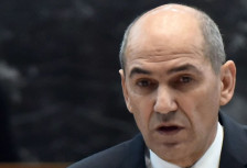 Јанез Јанша избран за премиер на Словенија