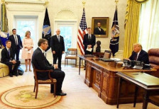 Вучиќ го нарече Трамп „убедливо најпопуларниот политички лидер на САД во Србија“