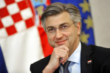 Хрватскиот премиер Пленковиќ во посета на Македонија