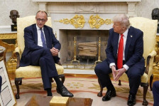 Мерц ја смирува напнатоста: Нема да се откажам од соработката со Трамп