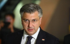 Пленковиќ: На Денот на Европа не смее да се заборави Украина