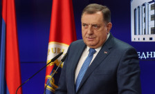 Додик: Ако Шмит го наметне законот за имотот, ќе прогласиме независност
