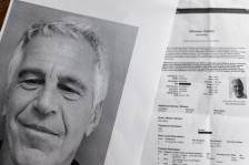 Британската полиција започна нова истрага за случаи со сексуална злоупотреба на деца поврзани со Епштајн