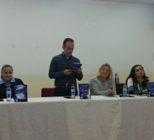 Во Кичево промовирана книгата „Чувства на хартија“ на Николче Миланоски