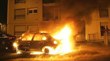 Опожарени две возила во скопски Аеродром