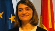 Македонската амбасадорка во Софија повикана на разговор по запалените возила во Скопје