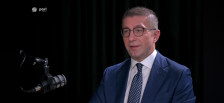 Мицкоски: Ако младите продолжуваат да си заминуваат, нивното место ќе го заземат луѓе од трети земји