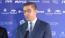 Мицкоски: Заклучно со декемврискиот извештај, ние сме вистинските фронтранери, жалам кога политички аналфабети се дрзнуваат да даваат коментари