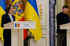 Украина и Молдавија започнуваат преговри за членство во ЕУ на 15 јуни