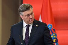 Пленковиќ: Црна Гора напредува кон ЕУ, но мора да ги реши отворените прашања со Хрватска