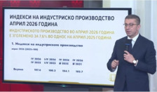 Потрошувачката меѓу главните двигатели на растот, Мицкоски на видео ѕид ги презентираше економските резултати