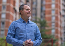 Герасимовски најави дом за стари лица и зголемување на еднократна парична помош од 2.500 на 5.000 денари за пензионерите - Либертас