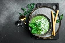 Пире од спанаќ - Либертас