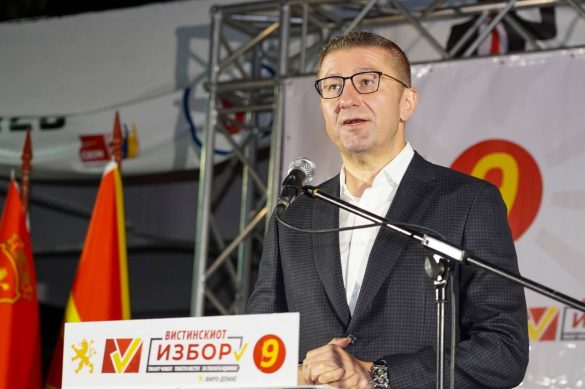 Мицкоски повторно со закани: Се стега обрачот околу обвинителите и судиите кои го штитат Филипче и СДСМ - Либертас