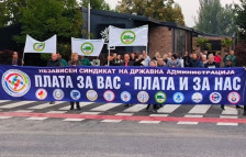 Две недели без плата – вработените на „Паркови и зеленило“ ќе протестираат секој ден - Либертас