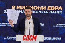 (ВИДЕО) Димитријевиќ: 9 милиони евра тендери за фирма со двајца вработени, отворена пред една година, крадењето мора да запре! - Либертас