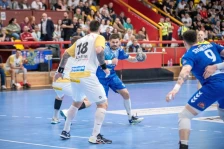 Дуел на непоразените во ракометната Супер лига - Либертас