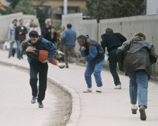 Српскиот претседател Вучиќ обвинет дека бил дел од „снајперското сафари“ за убиства во Сараево - Либертас