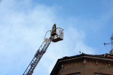 Голем пожар во Риека: Огнот проголта станови, пронајдено тело - Либертас