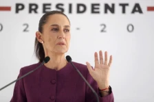 ВИДЕО: Мексиканската претседателка Шајнбаум поднесе тужба по инцидентот со јавното допирање - Либертас