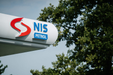 Србија во временски теснец, решение за НИС мора да најде за седум дена - Либертас
