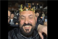 Курто Дудуш слави изборна победа во Шуто Оризари - Либертас