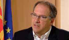 Хеланки наместо комитски беневреци - Либертас