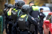 Германските власти приведоа маж под сомнение за транспорт на оружје за палестинската група Хамас - Либертас