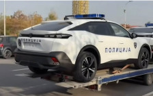 МВР се подновува: Ова се новите полициски „Пежо 408“ - Либертас